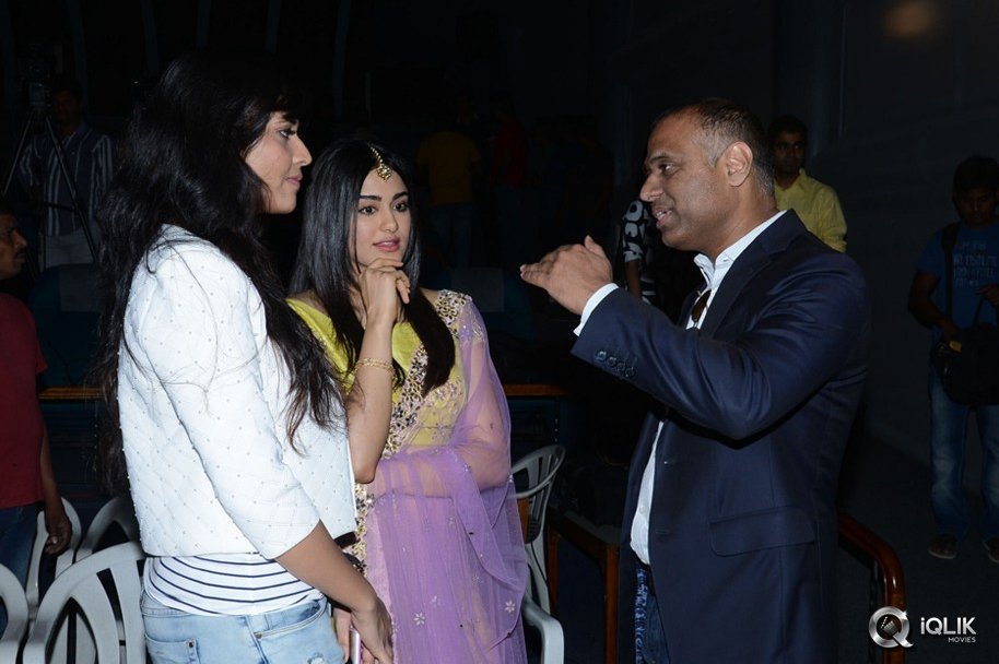 Kshanam-Movie-Release-Press-Meet